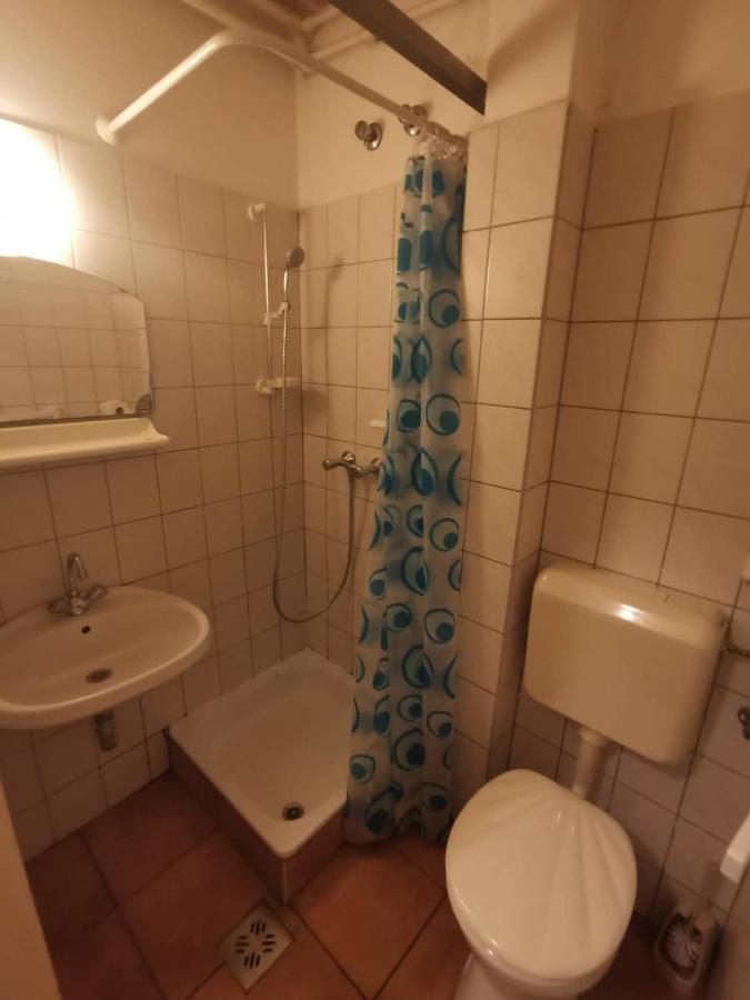 Platan Ueduelo * Balatonlelle
